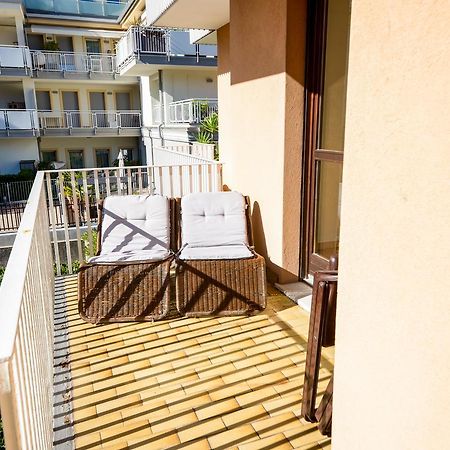 White Dream Apartment Riva del Garda Exterior photo