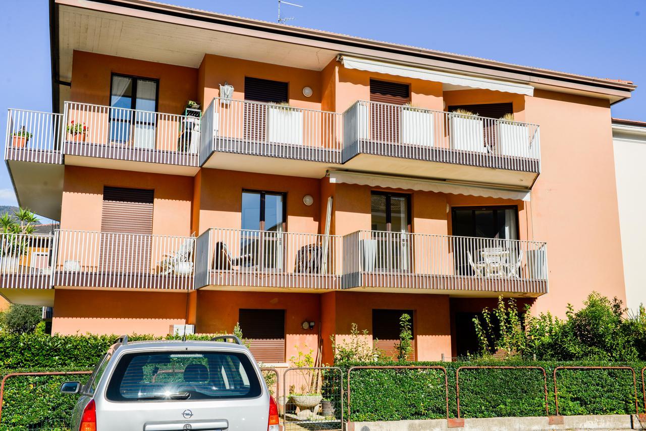 White Dream Apartment Riva del Garda Exterior photo